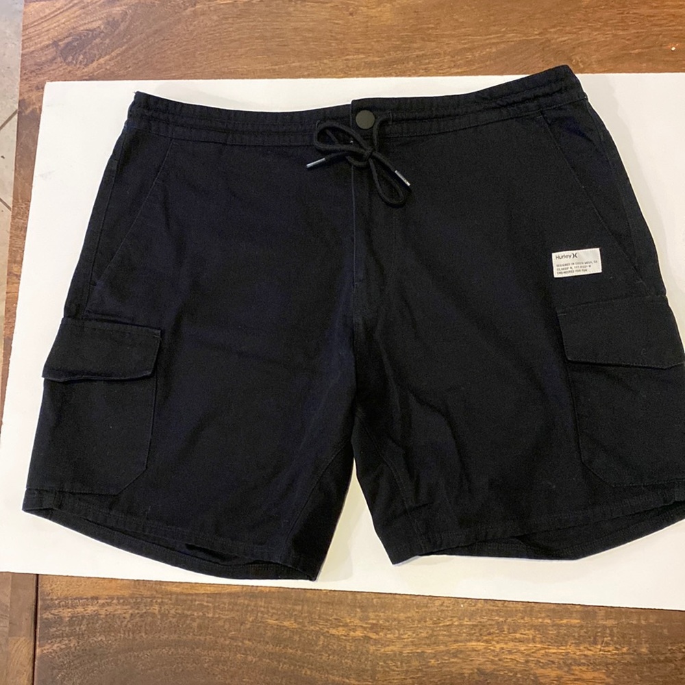 Hurley cargo shorts 17in